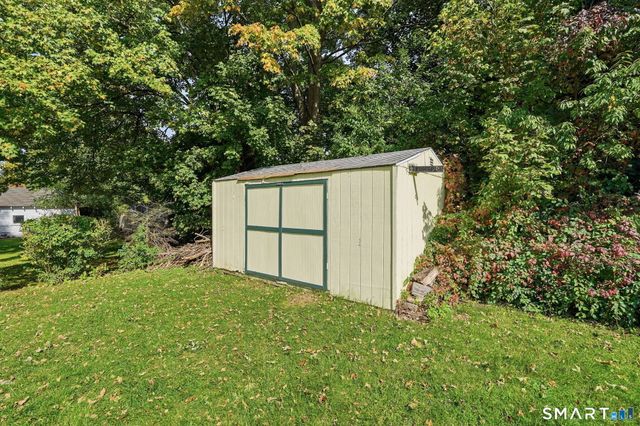 31 Starkweather Street, Manchester, CT 06042