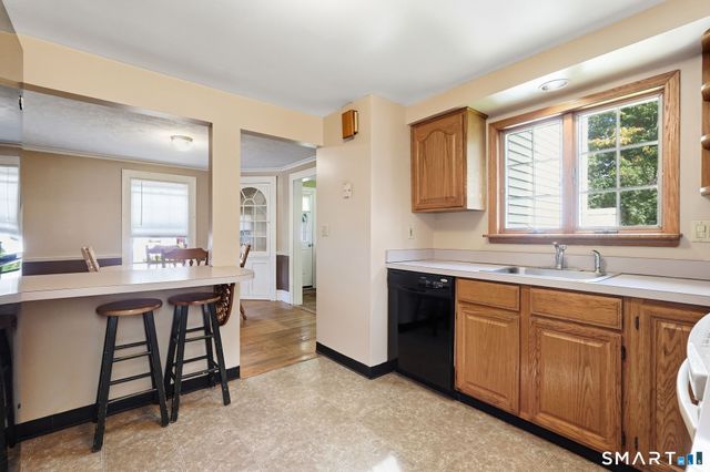 31 Starkweather Street, Manchester, CT 06042