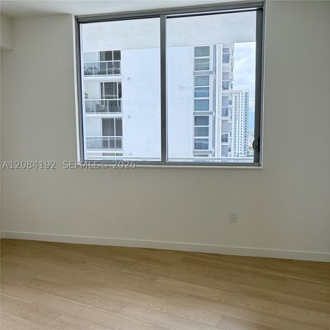 1400 Biscayne Blvd 2003, Miami, FL 33132