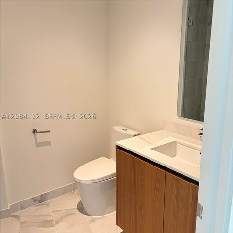 1400 Biscayne Blvd 2003, Miami, FL 33132