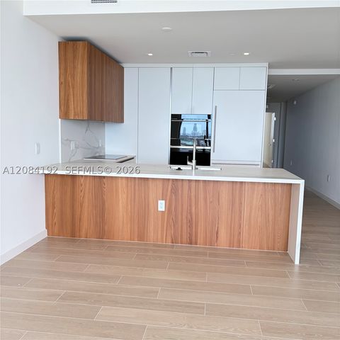 1400 Biscayne Blvd 2003, Miami, FL 33132