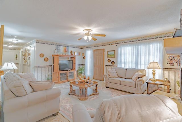 1213 Peridot Lane, Horseshoe Bend, AR 72512