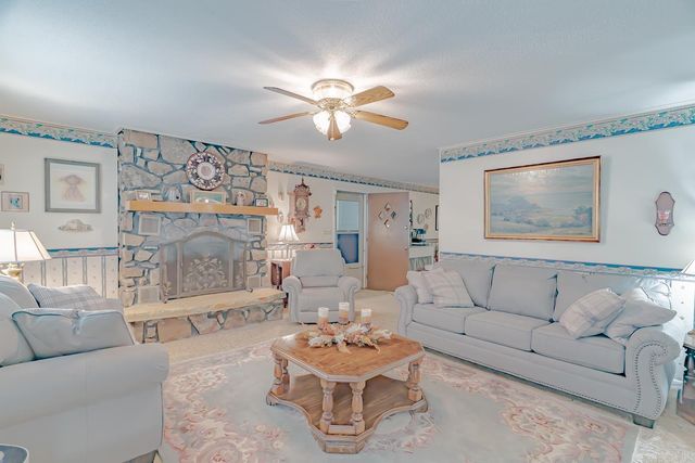 1213 Peridot Lane, Horseshoe Bend, AR 72512