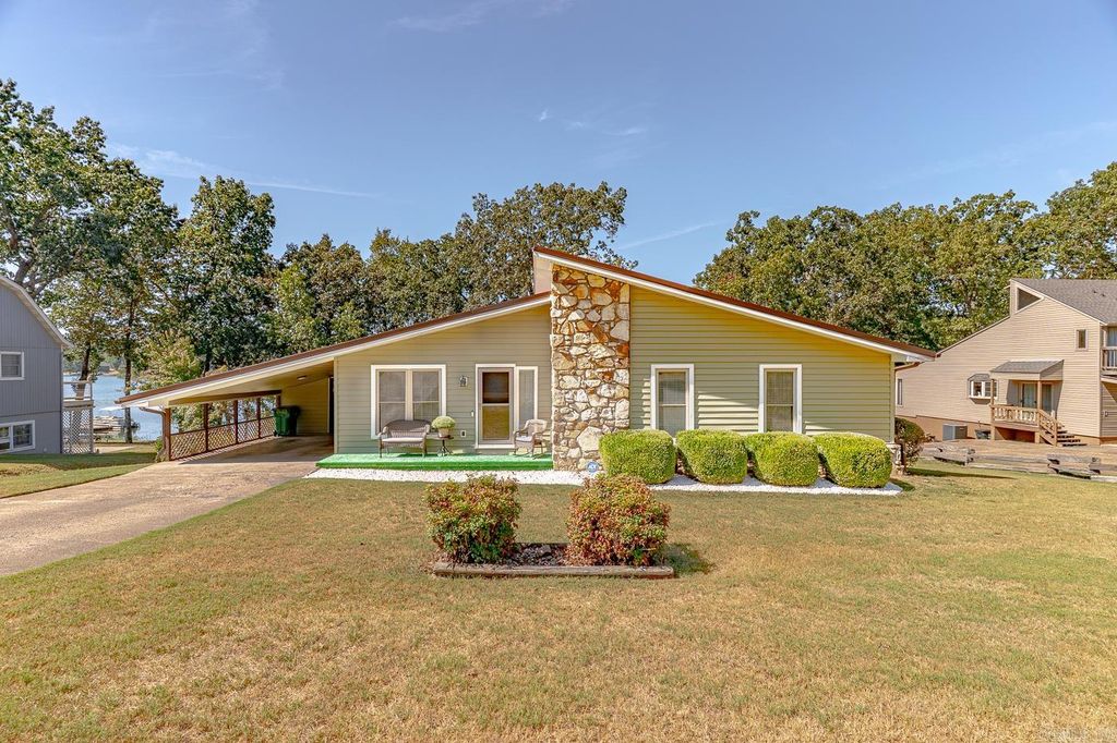 1213 Peridot Lane, Horseshoe Bend, AR 72512