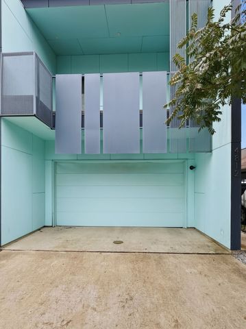 4814 Manett Street, Dallas, TX 75204