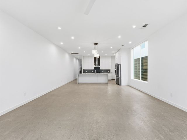 4814 Manett Street, Dallas, TX 75204