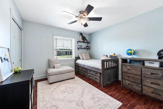 6513 Golf Crest Drive, Galveston, TX 77551