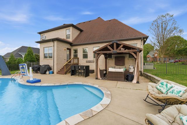 1359 Middlebury Ct, Murfreesboro, TN 37128