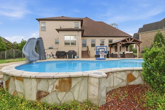 1359 Middlebury Ct, Murfreesboro, TN 37128