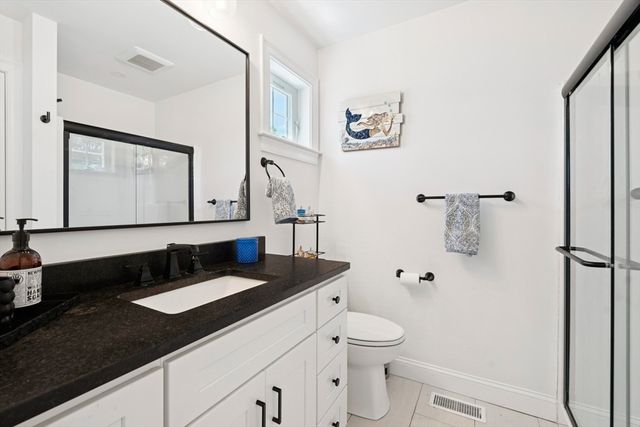 140 Broken Bow Ln, Falmouth, MA 02536
