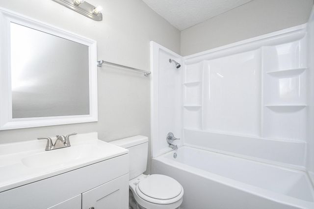 6024 Collingsworth Street 2, Houston, TX 77026