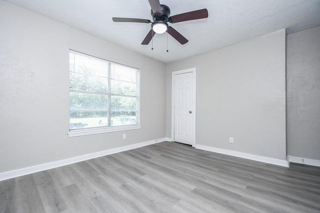6024 Collingsworth Street 2, Houston, TX 77026
