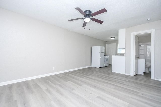 6024 Collingsworth Street 2, Houston, TX 77026