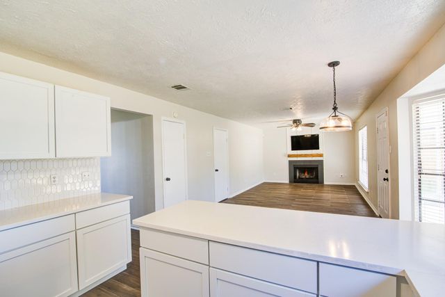 15022 Waybridge Drive, Houston, TX 77062