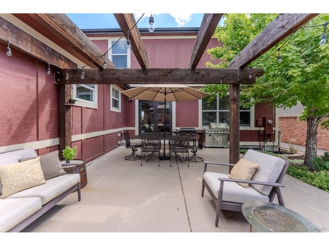 8657 Devinney St, Arvada, CO 80005