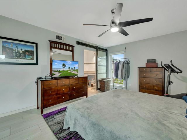 4001 Nasa Parkway 201, Seabrook, TX 77586