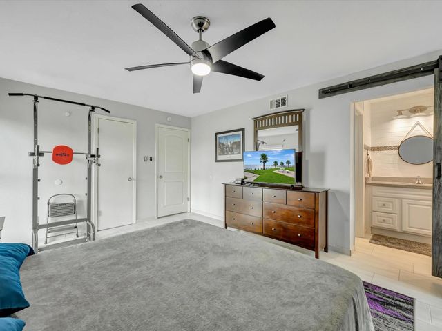 4001 Nasa Parkway 201, Seabrook, TX 77586