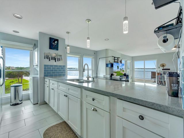 4001 Nasa Parkway 201, Seabrook, TX 77586