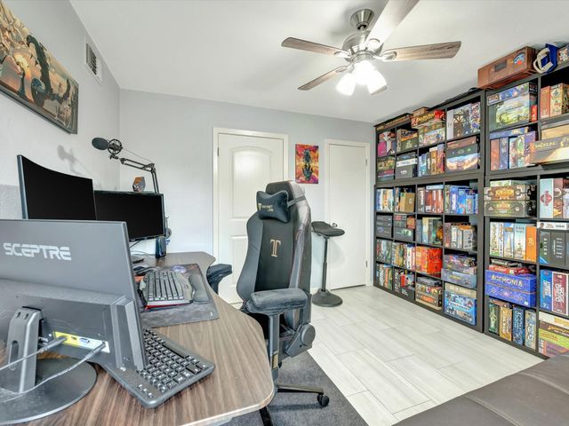 4001 Nasa Parkway 201, Seabrook, TX 77586