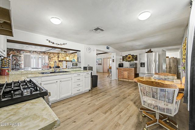7543 E BOGART Avenue, Mesa, AZ 85208