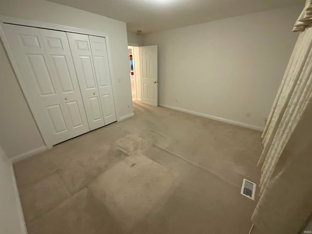 504 Meadow Lane, Ossian, IN 46777