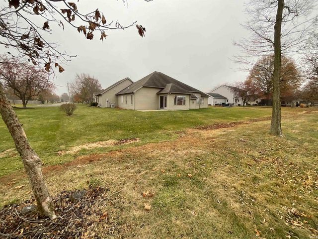 504 Meadow Lane, Ossian, IN 46777