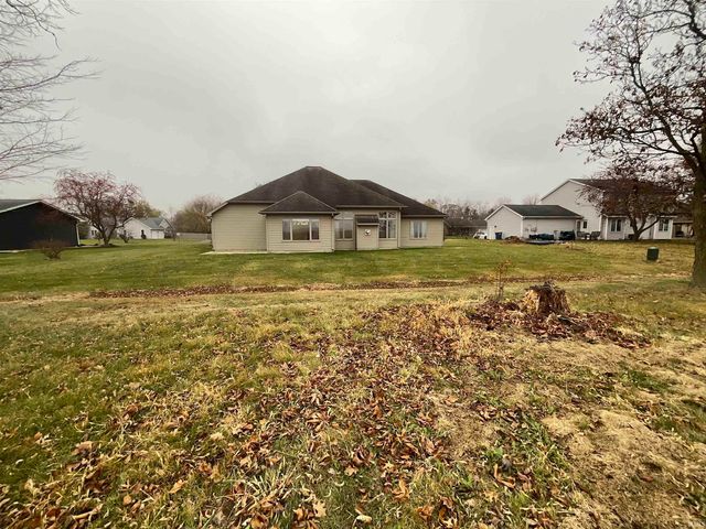 504 Meadow Lane, Ossian, IN 46777