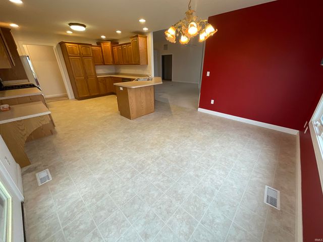 504 Meadow Lane, Ossian, IN 46777