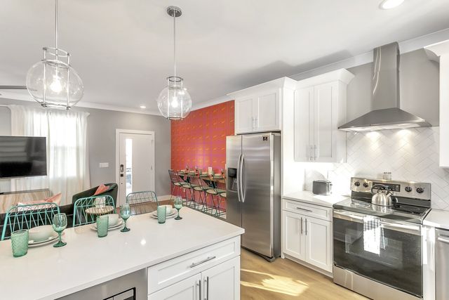 110 Duke St Apt 28, Nashville, TN 37207