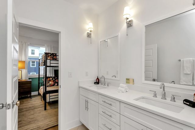 110 Duke St Apt 28, Nashville, TN 37207