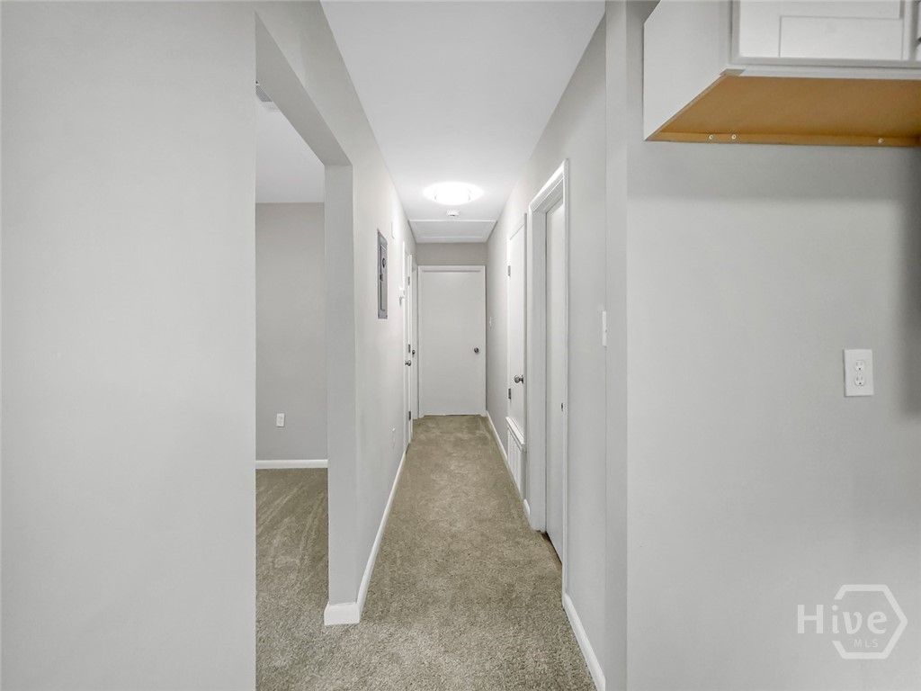 Image 14 of property listing at 3911 5th Street, Savannah, GA 31408