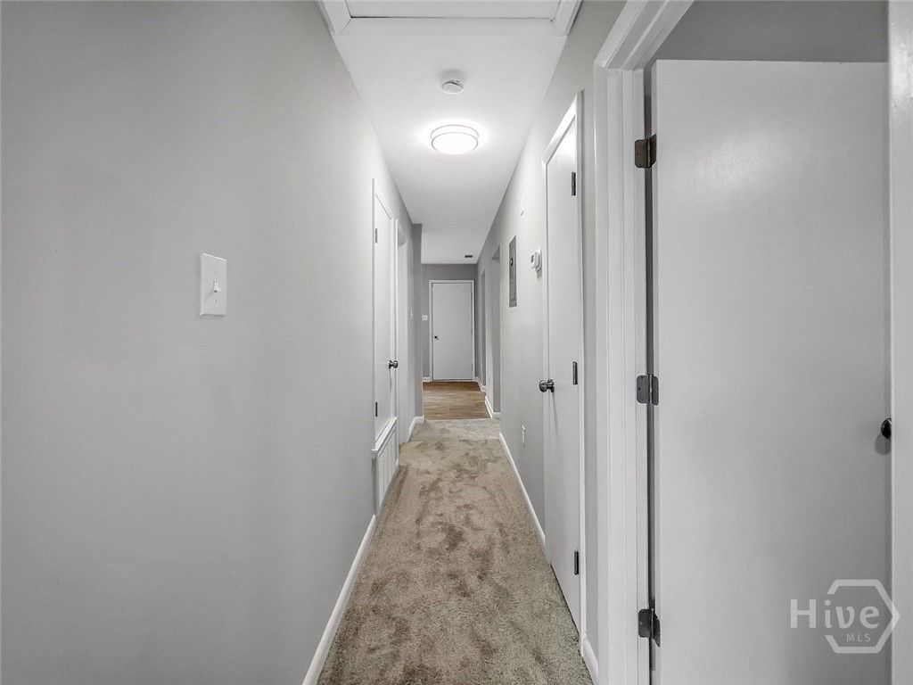 Image 17 of property listing at 3911 5th Street, Savannah, GA 31408