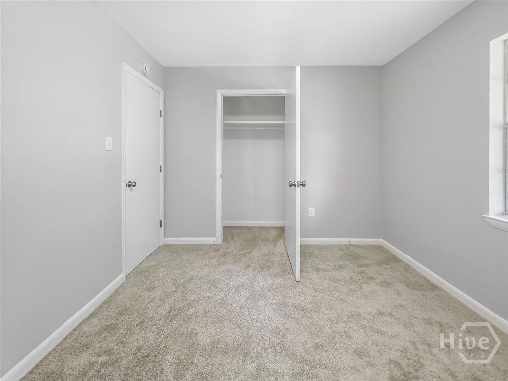 Image 27 of property listing at 3911 5th Street, Savannah, GA 31408