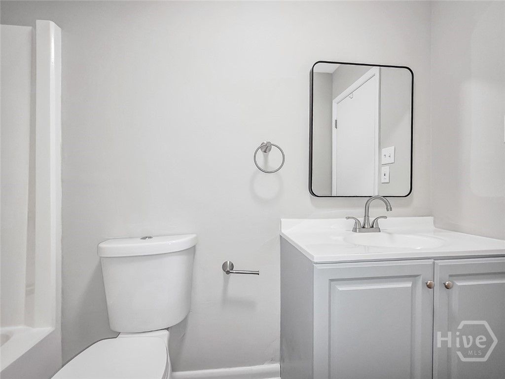 Image 29 of property listing at 3911 5th Street, Savannah, GA 31408