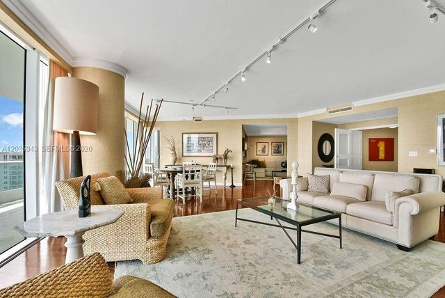 19955 NE 38th Court 1701, Aventura, FL 33180