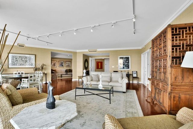 19955 NE 38th Court 1701, Aventura, FL 33180
