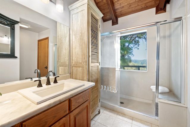 2870 Derrick Dr, Greenwood, CA 95635