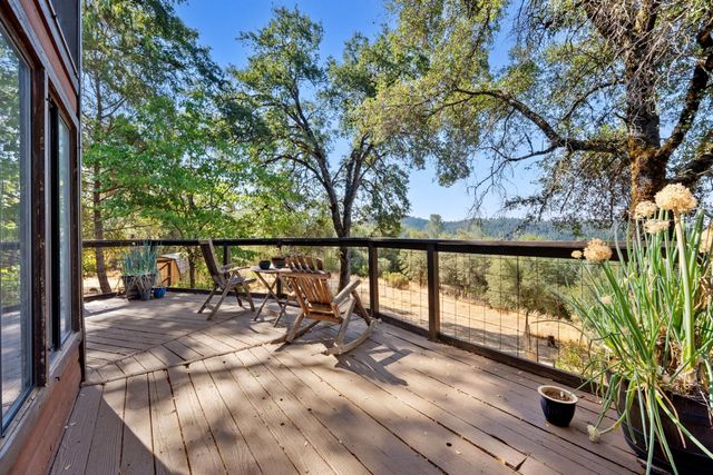 2870 Derrick Dr, Greenwood, CA 95635