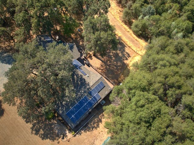 2870 Derrick Dr, Greenwood, CA 95635