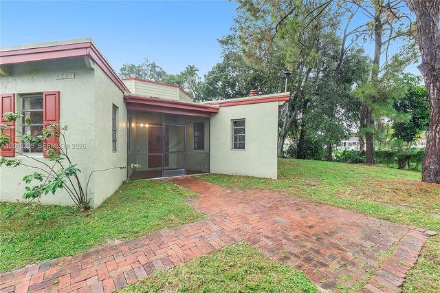 4561 NW 79th Ave, Lauderhill, FL 33351
