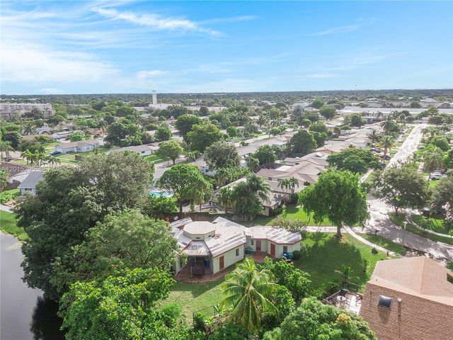 4561 NW 79th Ave, Lauderhill, FL 33351