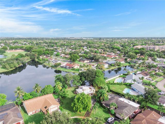 4561 NW 79th Ave, Lauderhill, FL 33351