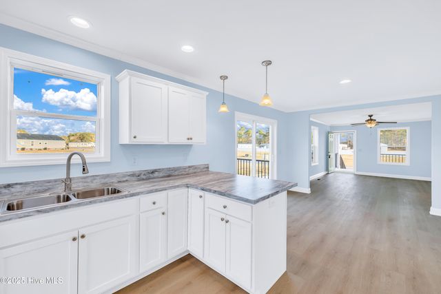 936 Willow Place SW, Calabash, NC 28467