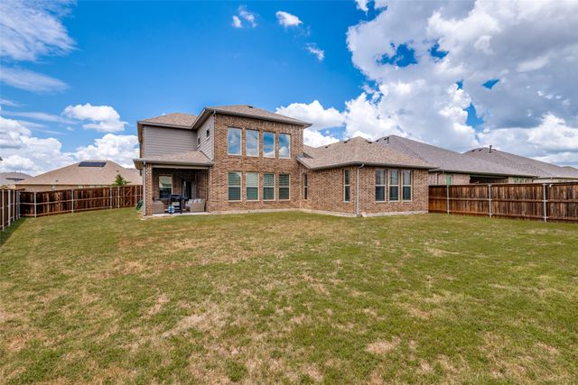 1109 Almond Drive, Forney, TX 75126
