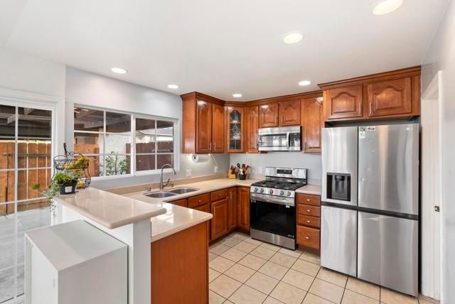 10665 Escobar Drive, San Diego, CA 92124