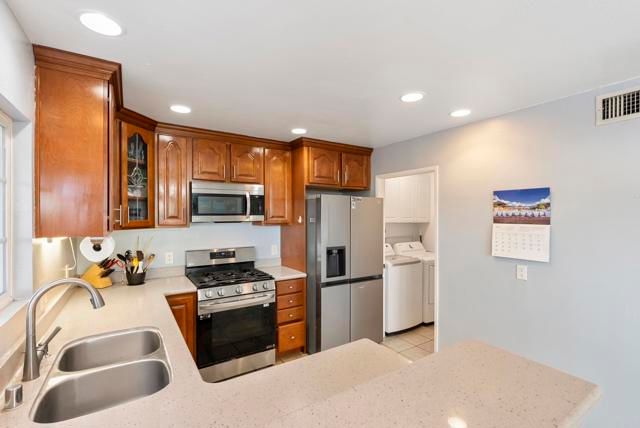 10665 Escobar Drive, San Diego, CA 92124