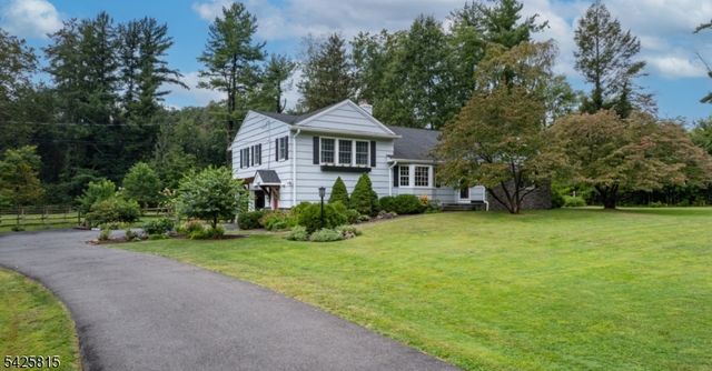 198 Village Rd, Harding Twp., NJ 07935