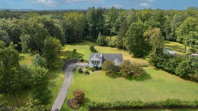 198 Village Rd, Harding Twp., NJ 07935