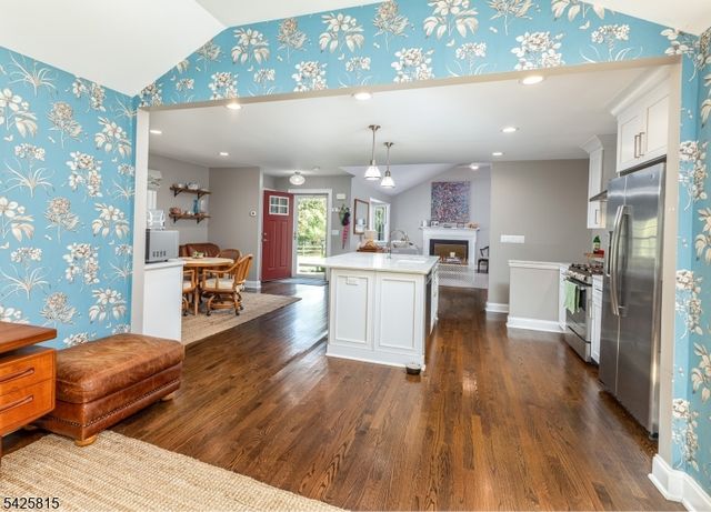 198 Village Rd, Harding Twp., NJ 07935