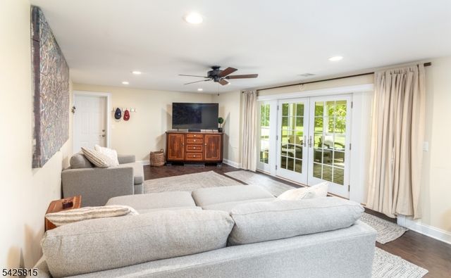 198 Village Rd, Harding Twp., NJ 07935